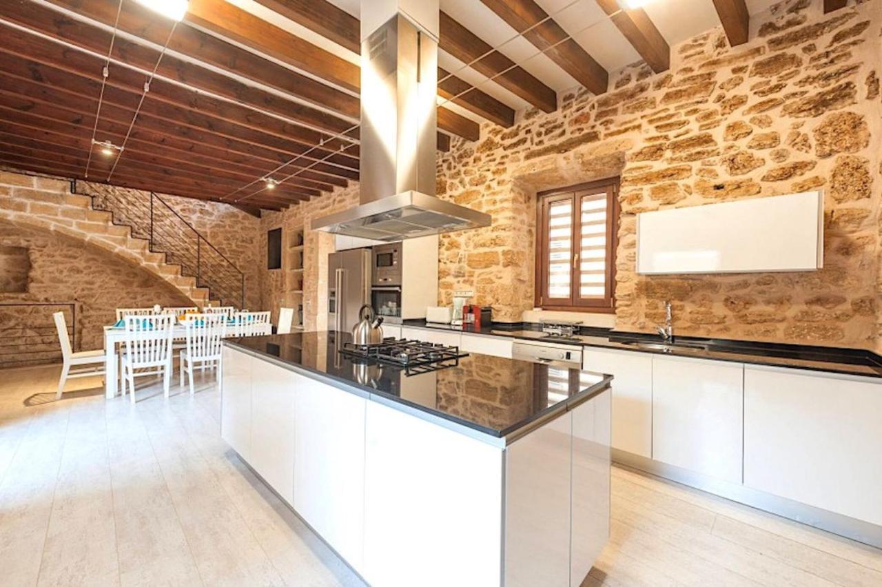 Villa Casa Sa Pedra, En El Centro Historico De Alcudia Esterno foto
