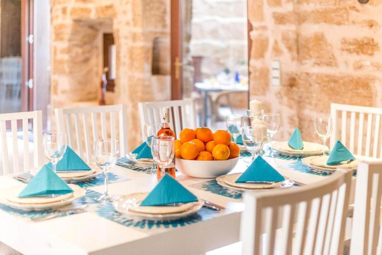 Villa Casa Sa Pedra, En El Centro Historico De Alcudia Esterno foto